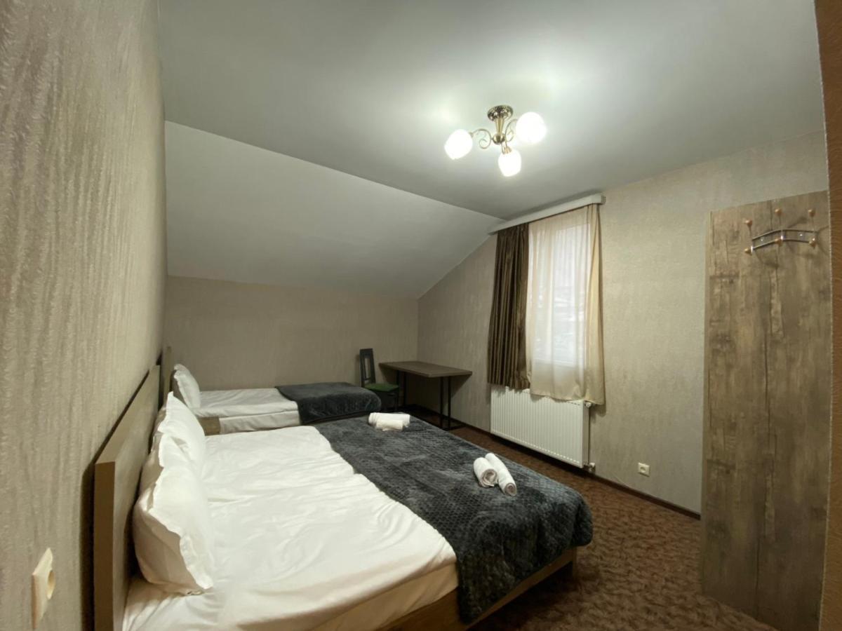 Uptown Boutique Kazbegi Stepantsminda Exterior foto